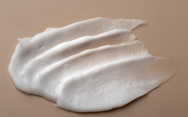 Ce produs pentru hemoroizi ar fi potrivit pentru piele foarte sensibilă și alergică?