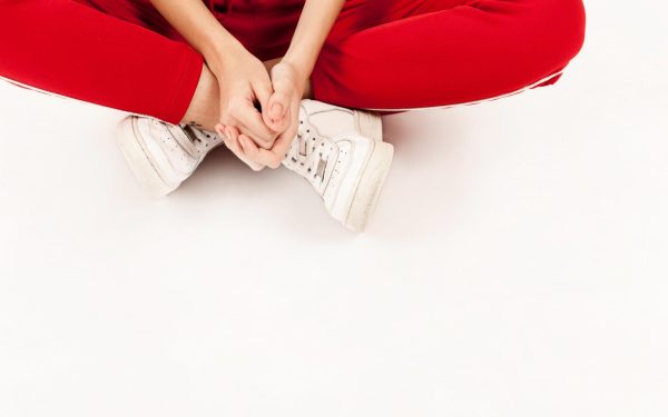 Ce proprietăți antiinflamatoare pot avea anumite extracte naturale asupra hemoroizilor